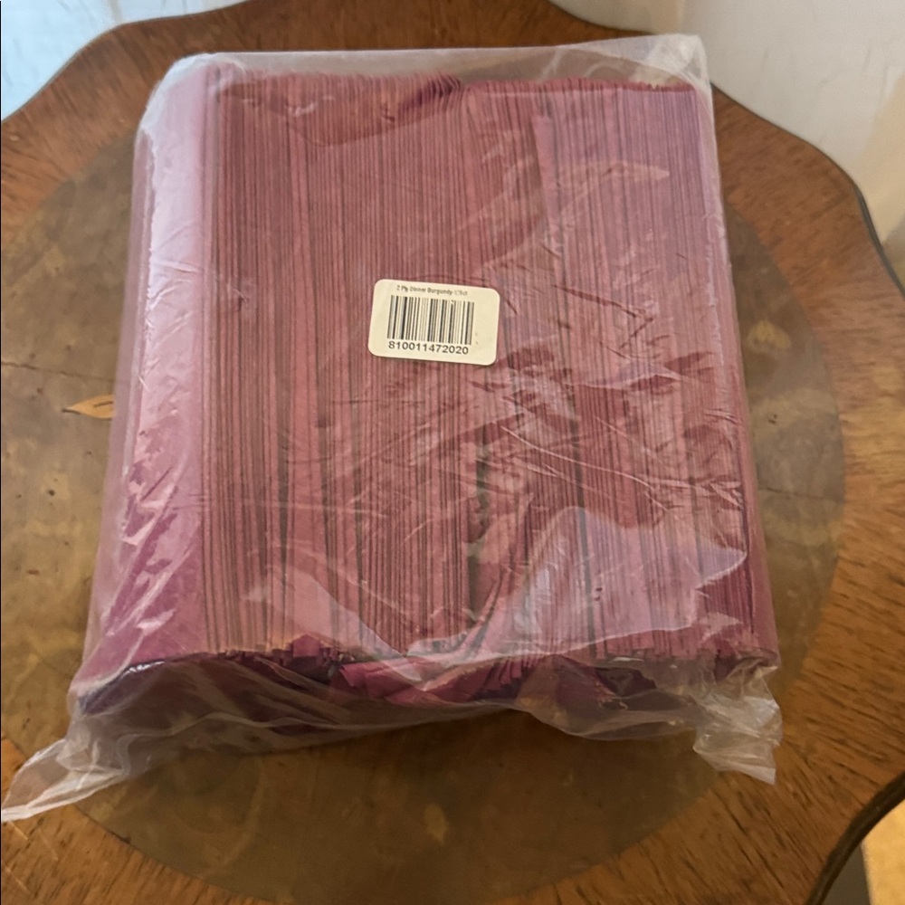 Disposable Paper Dinner Napkins. 125 count. Burgundy. New